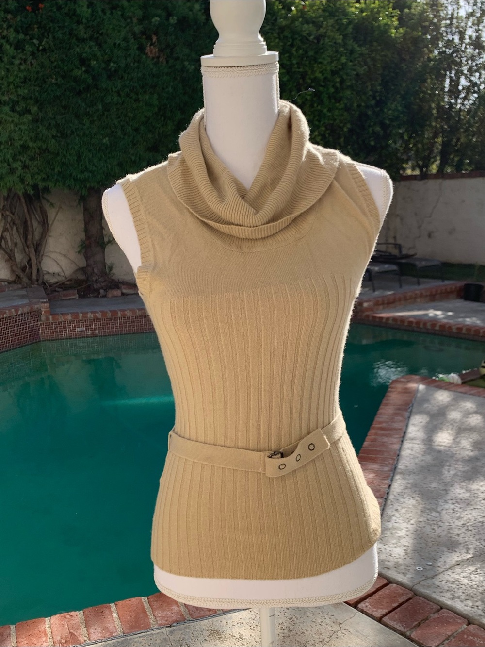 BCBG cowl neck sweater! Size Small New